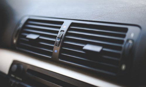 Tips Menjaga Kabin Mobil